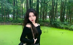 ua女人网美女校花